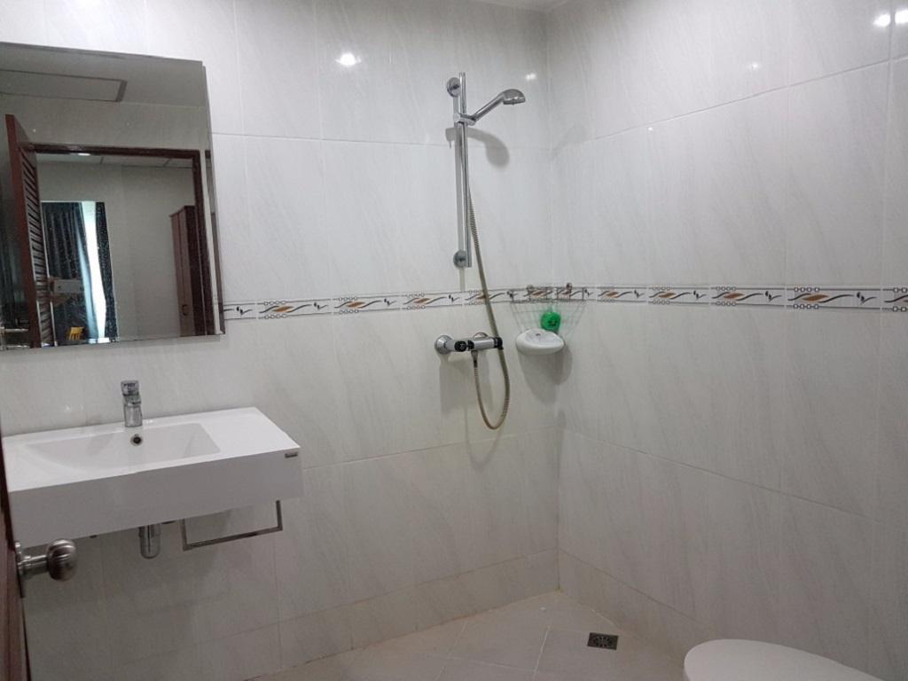 Welcome Inn Hotel @ Karon Beach. Single Room From Only 500 Baht Пхукет Экстерьер фото