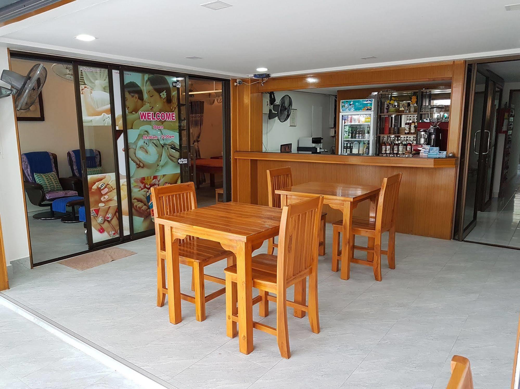 Welcome Inn Hotel @ Karon Beach. Single Room From Only 500 Baht Пхукет Экстерьер фото