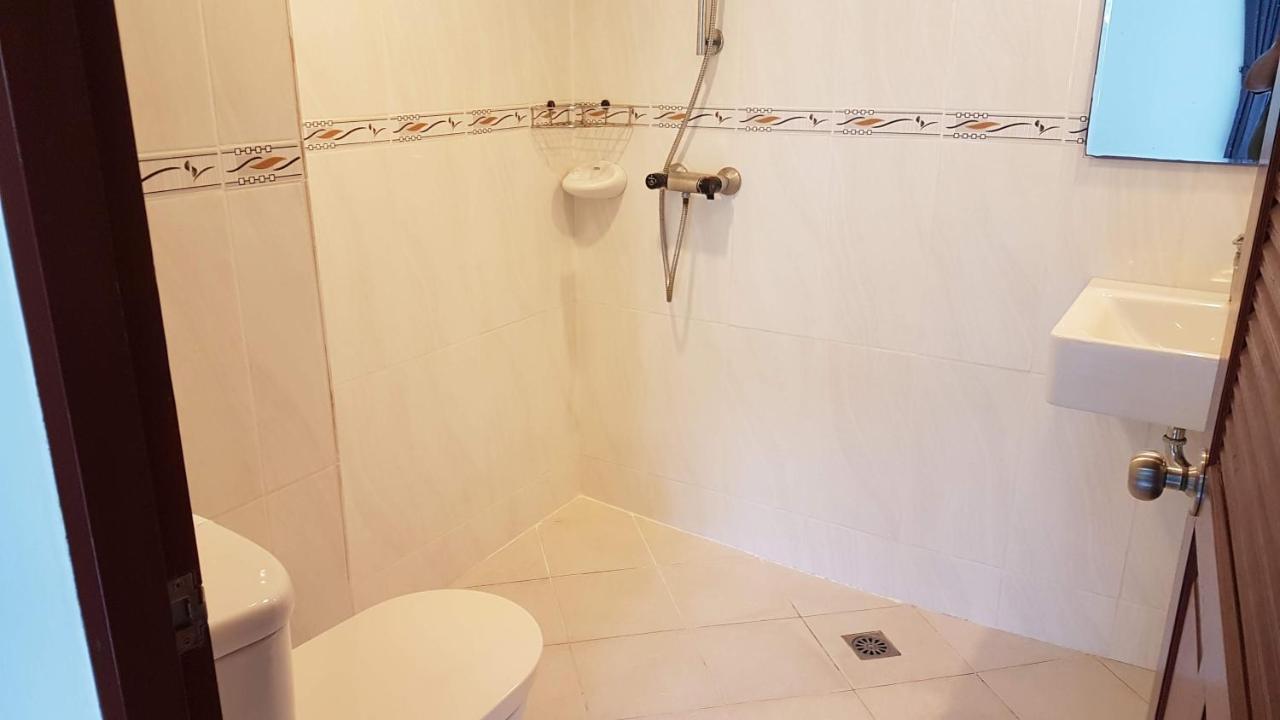 Welcome Inn Hotel @ Karon Beach. Single Room From Only 500 Baht Пхукет Экстерьер фото